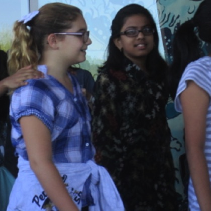 Lirit with school friends